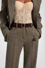 Load image into Gallery viewer, Vintage-effect leather belt
