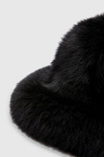 Load image into Gallery viewer, Pamela hat in fox-effect shearling
