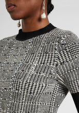 Load image into Gallery viewer, Half-sleeve sweater in wool blend with pied de poule jacquard and crystals
