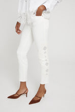 Load image into Gallery viewer, Five-pocket denim jeans with rebrodé lace
