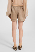 Load image into Gallery viewer, Regular Fit Shorts in Sand-Toned Denim Print Marocain
