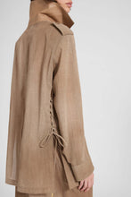 Load image into Gallery viewer, Sahariana in Technical Georgette with Silk Chiffon And Nappa Belt
