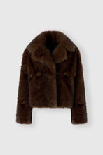 Load image into Gallery viewer, Boxy mink-effect jacket with oversized lapels
