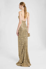 Load image into Gallery viewer, Mermaid gown in tulle with lamé Rebrodé embroidery
