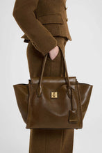 Load image into Gallery viewer, Amanda Medium Double Handle Bag in Vintage Nappa Shearling
