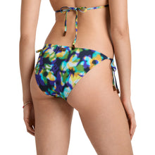 Load image into Gallery viewer, Side Tie Bikini Bottom Frangipanier Trouble
