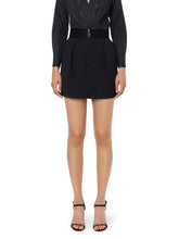 Load image into Gallery viewer, Skirt in double-layer crêpe fabric with tuxedo details
