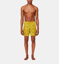 Load image into Gallery viewer, Swim Shorts Micro Ronde des Tortues Tie and Dye
