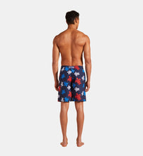Load image into Gallery viewer, Men Long Swim Trunks Tortues Multicolores
