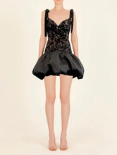 Load image into Gallery viewer, Marguerite dress black
