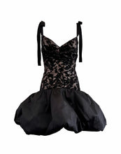Load image into Gallery viewer, Marguerite dress black

