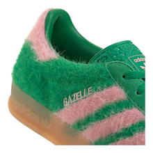 Load image into Gallery viewer, adidas Gazelle Indoor Green/GlowPink JP8342
