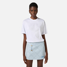 Load image into Gallery viewer, Jersey T-shirt with embossed logo
