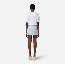 Load image into Gallery viewer, Jersey T-shirt with embossed logo
