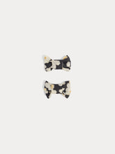 Load image into Gallery viewer, Miniclic barrette in black Liberty fabric in organic cotton
