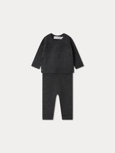 Load image into Gallery viewer, Jina set with fancy stitch on the neckline in heather gray wool
