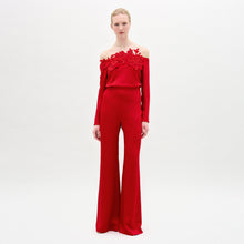 Load image into Gallery viewer, A woman wearing the Palermo pant in color rouge on a white background
