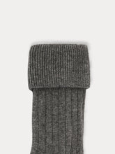 Load image into Gallery viewer, Socks Heathered gray
