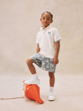 Load image into Gallery viewer, Edric polo with striped collar
