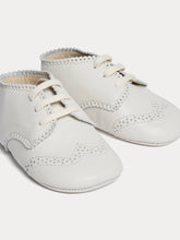 Load image into Gallery viewer, Ezia baby derbies in leather
