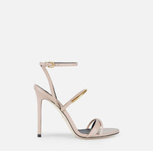 Load image into Gallery viewer, Leather sandals with jewel detail
