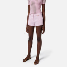 Load image into Gallery viewer, Shorts in lightweight cool wool fabric
