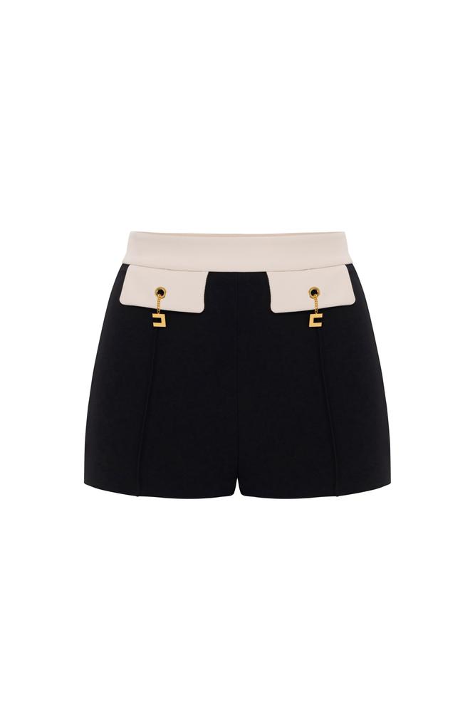 Colour-blocking shorts in double layer crêpe fabric