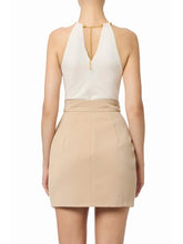 Load image into Gallery viewer, Knit top with jewel snake
