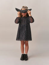Load image into Gallery viewer, Janette zip-up leather ankle boots with flower toe
