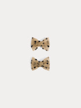 Load image into Gallery viewer, Miniclic barrette in tulle and velvet with polka dots

