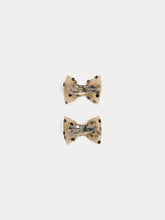 Load image into Gallery viewer, Miniclic barrette in tulle and velvet with polka dots
