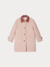 Load image into Gallery viewer, Jaida coat in pink wool with a velvet collar
