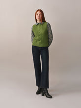 Load image into Gallery viewer, Joony sleeveless cashmere sweater
