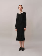 Load image into Gallery viewer, Jimina sweater with wool and silk collar

