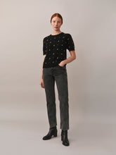 Load image into Gallery viewer, Jasp organic cotton mid-rise jeans
