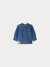 Load image into Gallery viewer, Jace shirt in lightweight denim
