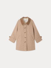 Load image into Gallery viewer, Jiba coat with velvet collar and padded lining
