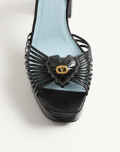 Load image into Gallery viewer, Coeur Royal Platform Sandal In Kidskin 115Mm
