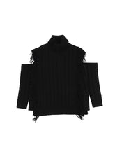 Load image into Gallery viewer, Sweater with fringes
