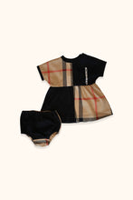 Load image into Gallery viewer, Burberry Black Check Panel Dress
