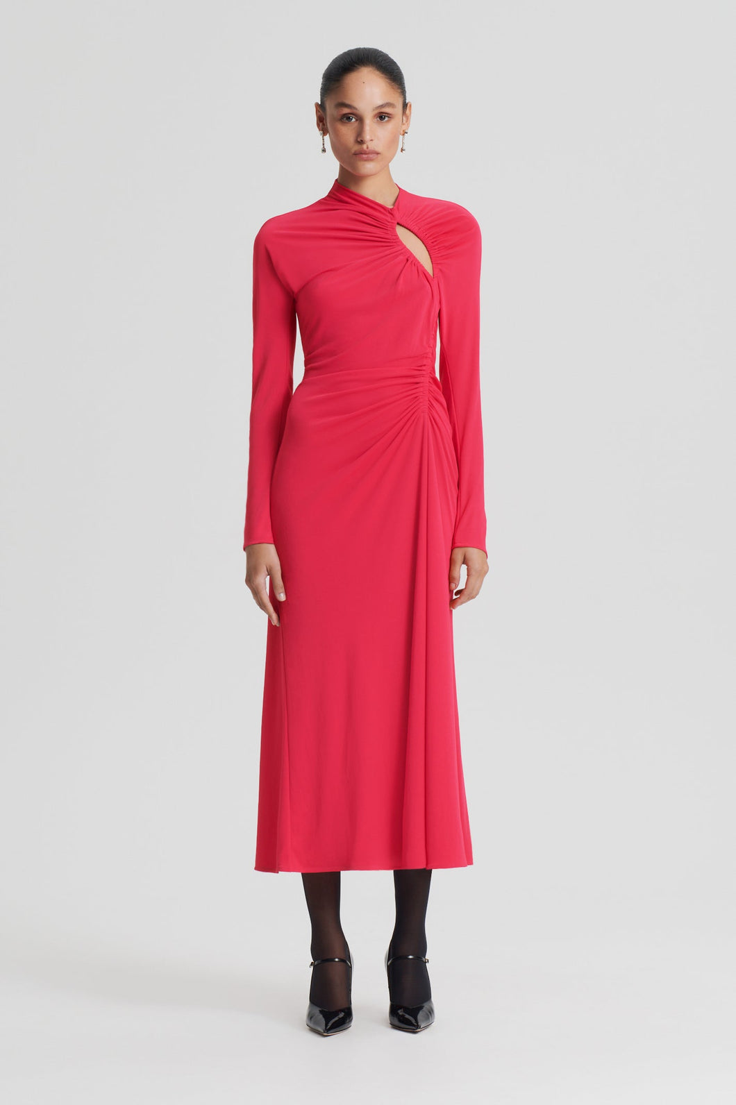 C3245201K-CUT-OUT-GATHER-DRESS-GERANIUM-SCANLANTHEODORE-2_1679371208