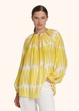 Load image into Gallery viewer, Kiton yellow shirt for woman, in silk 2
