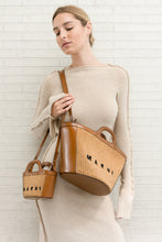 Load image into Gallery viewer, SMALL TROPICALIA BAG IN LEATHER AND RAFFIA WITH SHOULDER STRAP
