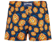 Load image into Gallery viewer, Short Swim Trunks Carapaces
