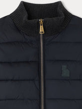 Load image into Gallery viewer, Chase Down Jacket black
